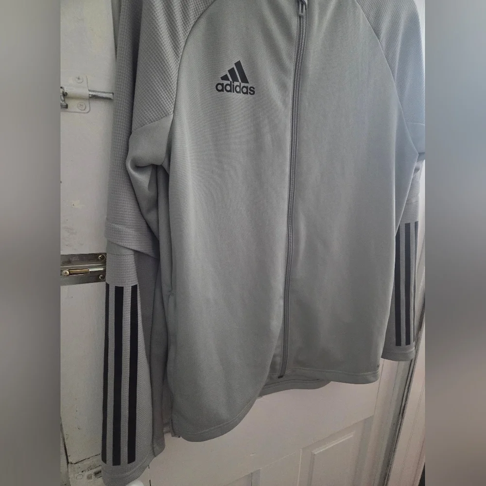 Adidas Kids Aeroready Pewter Zipup Jacket In Size Kids Large (13-14 Yrs)